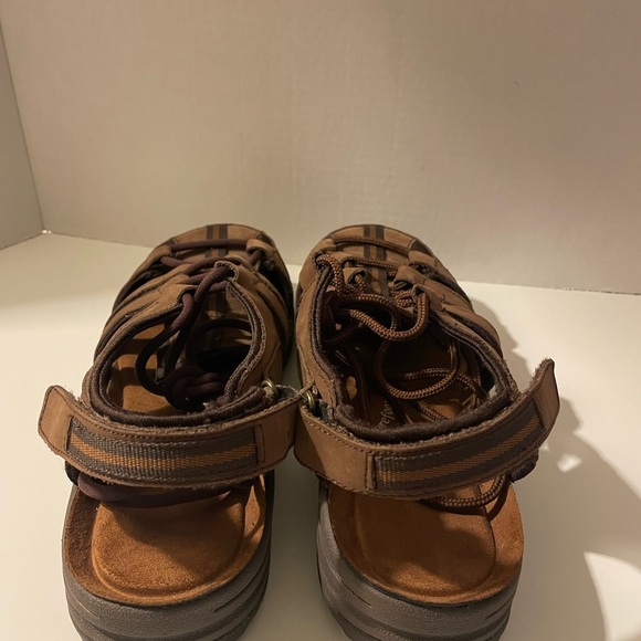 Drew Barefoot Freedom Men’s NWOT Brown Lace Double Wide Element Sandals 11 WW main image 7